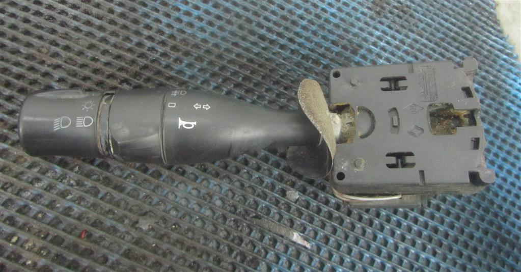 Переключатель подрулевой (стрекоза) для Renault Premium DXI 5010589561