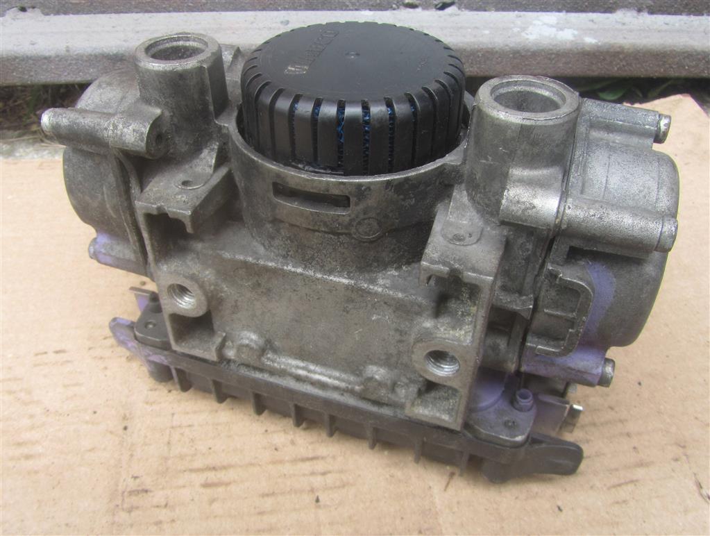 Кран модулятор тормозов задний ebs для DAF Xf 105  4801040010