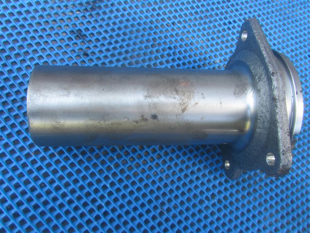 Крышка коробки передач для МАЗ 4370 1307302137