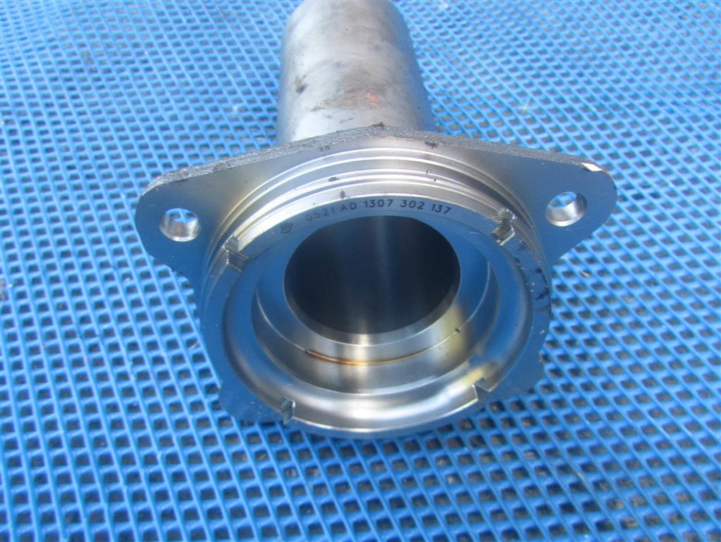 Крышка коробки передач для МАЗ 4370 1307302137