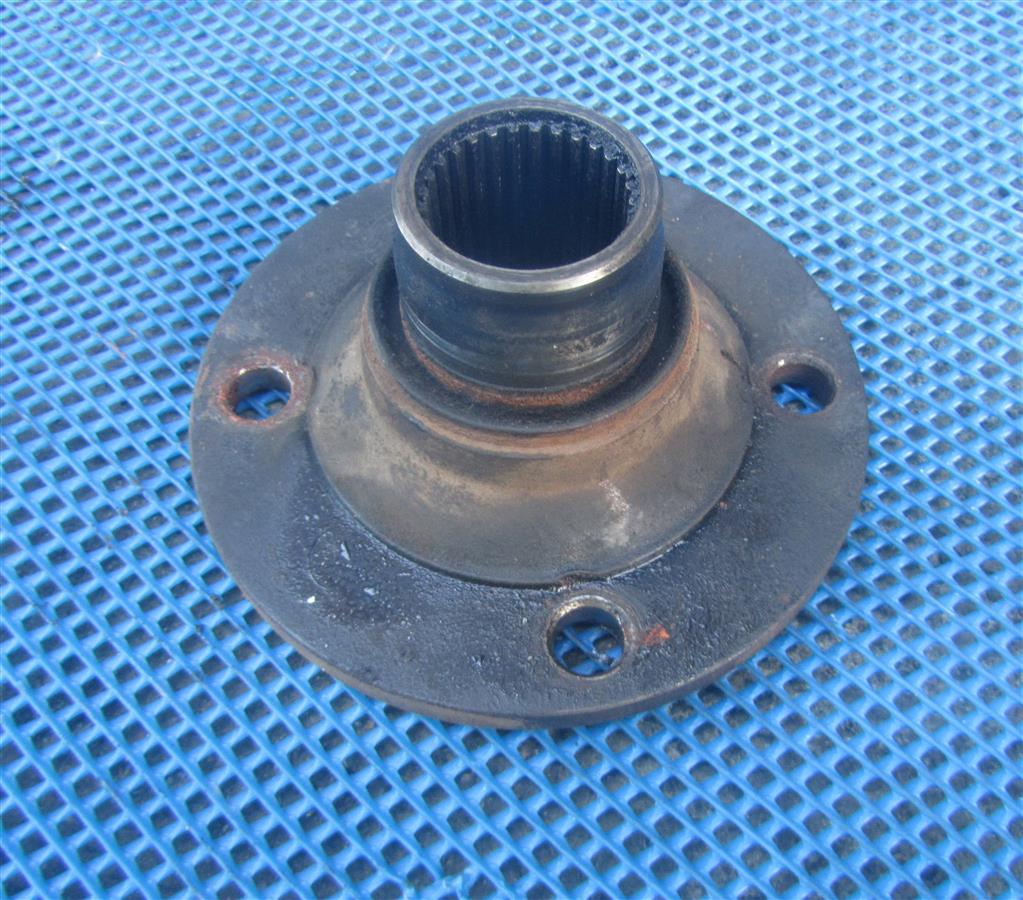 Фланец КПП для МАЗ 4370 Deutz 1307304595