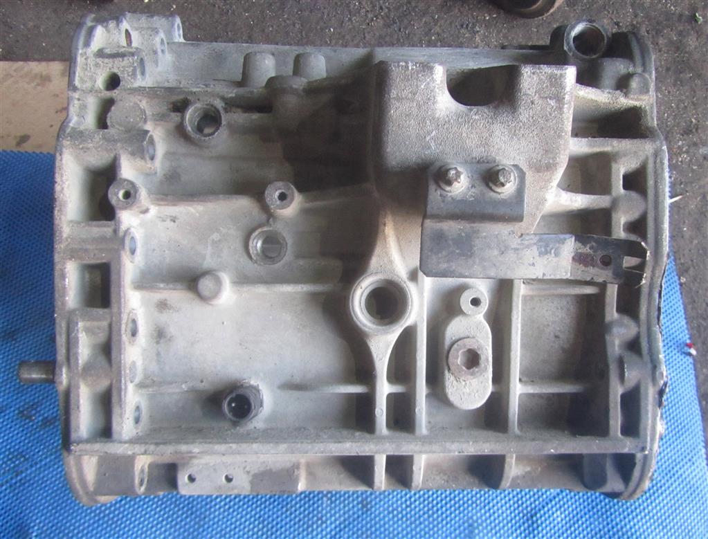 Корпус КПП (колокол) для Mercedes Axor 9452618403