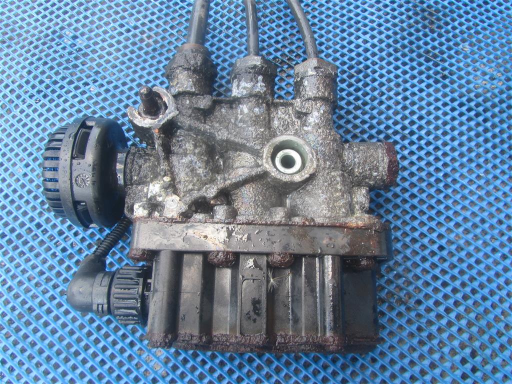 Кран уровня подвески для Iveco Stralis 4728800300