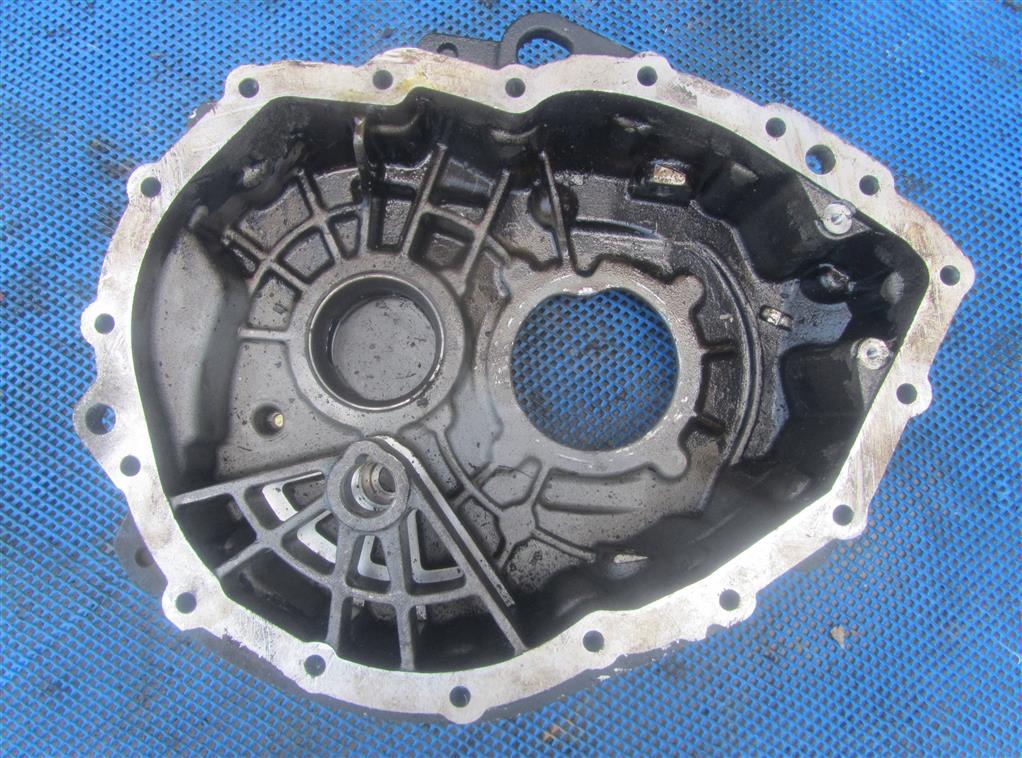 Крышка коробки передач для Renault  Midlum 1346301045