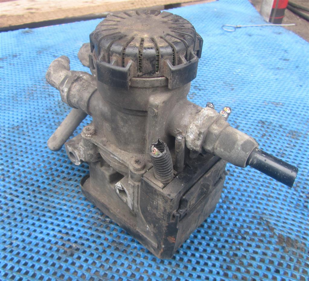 Кран модулятор тормозов передний ebs для Volvo FH12 20570906