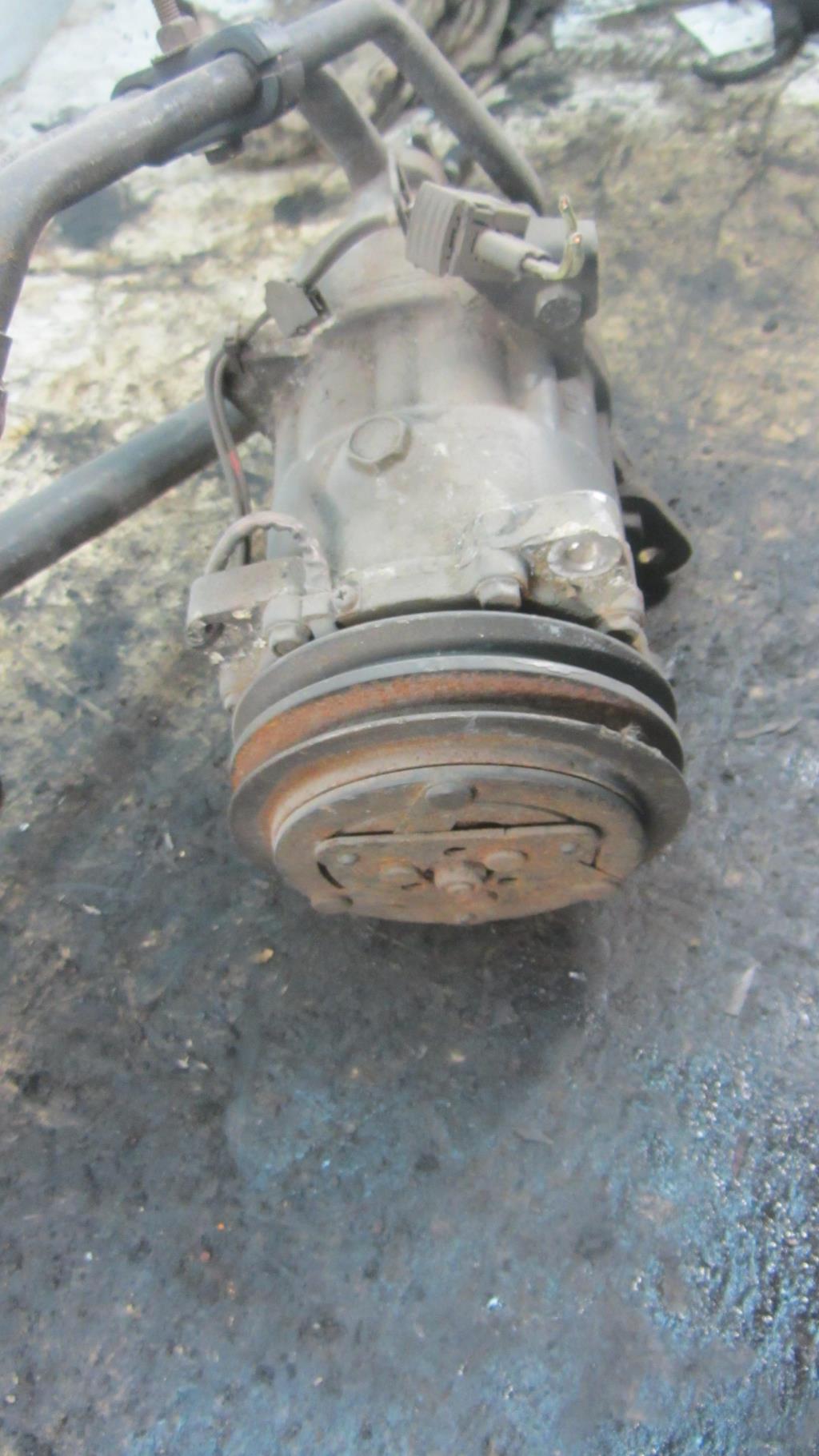 Компрессор кондиционера для Renault Magnum Etech 5010483009