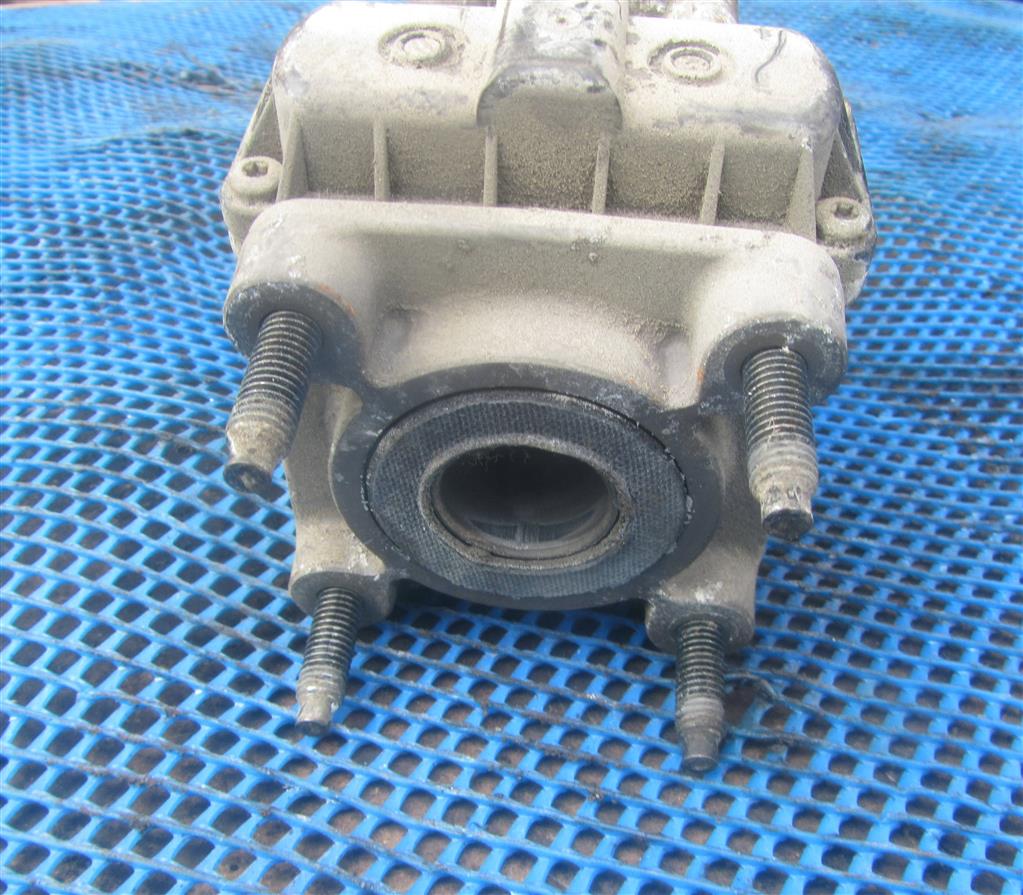 Кран главный тормозной для Renault Magnum DXI 5010633320