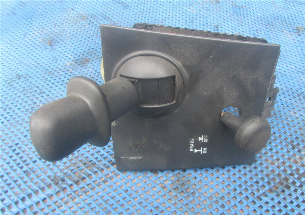 Кран ручного тормоза для Volvo FH12 20367533