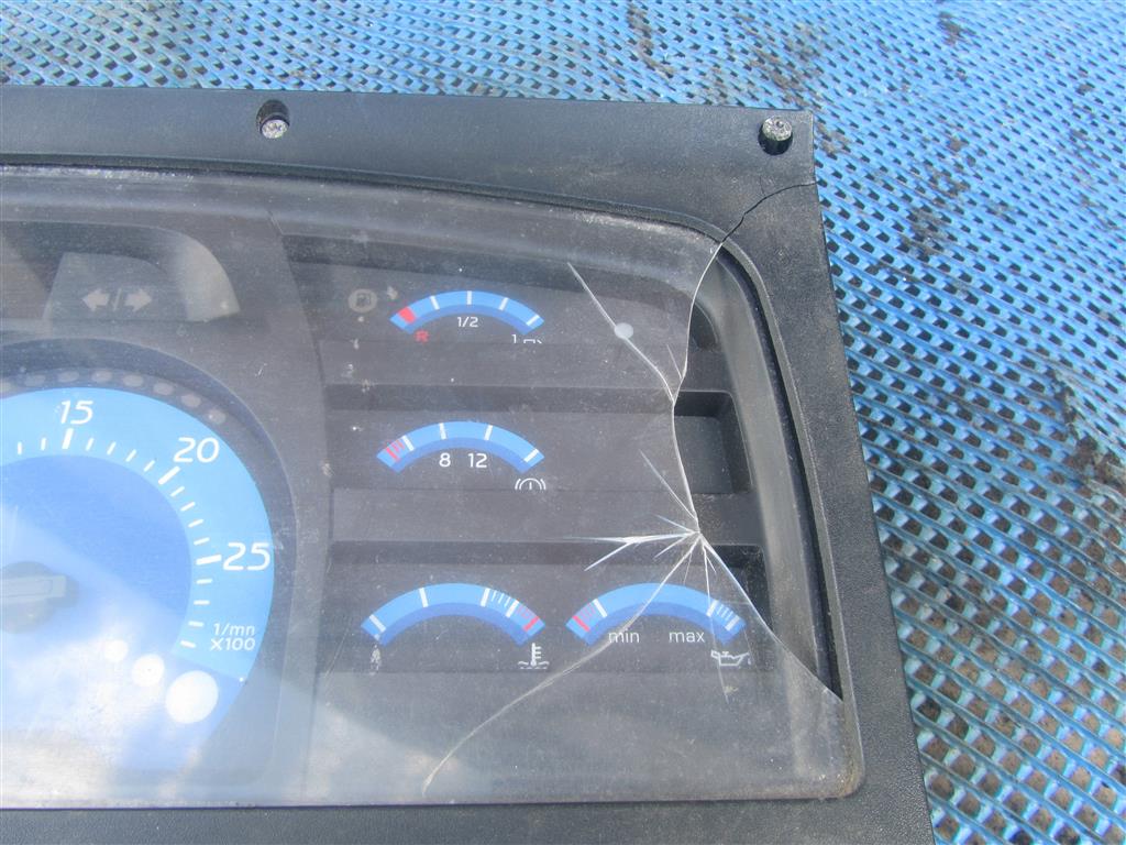 Щиток приборов (приборная панель) для Renault Premium Dci 5010614125