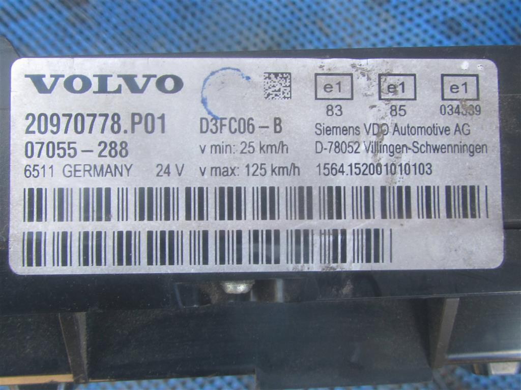 Щиток приборов (приборная панель) для Volvo FH12 20970778