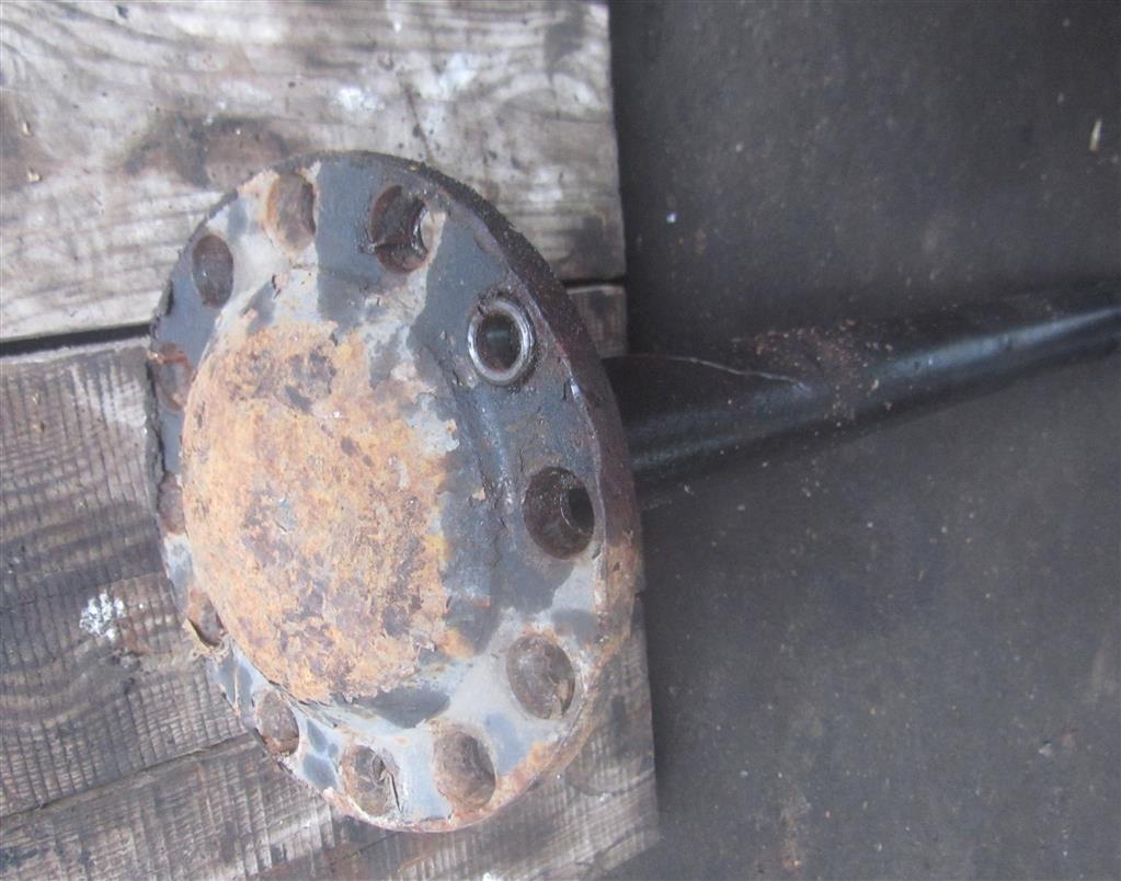 Полуось задняя (приводной вал, ШРУС) для Volvo FM