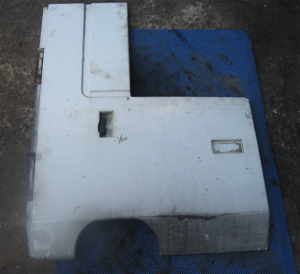 Накладка кабины для Renault Magnum МАСК 5010148549