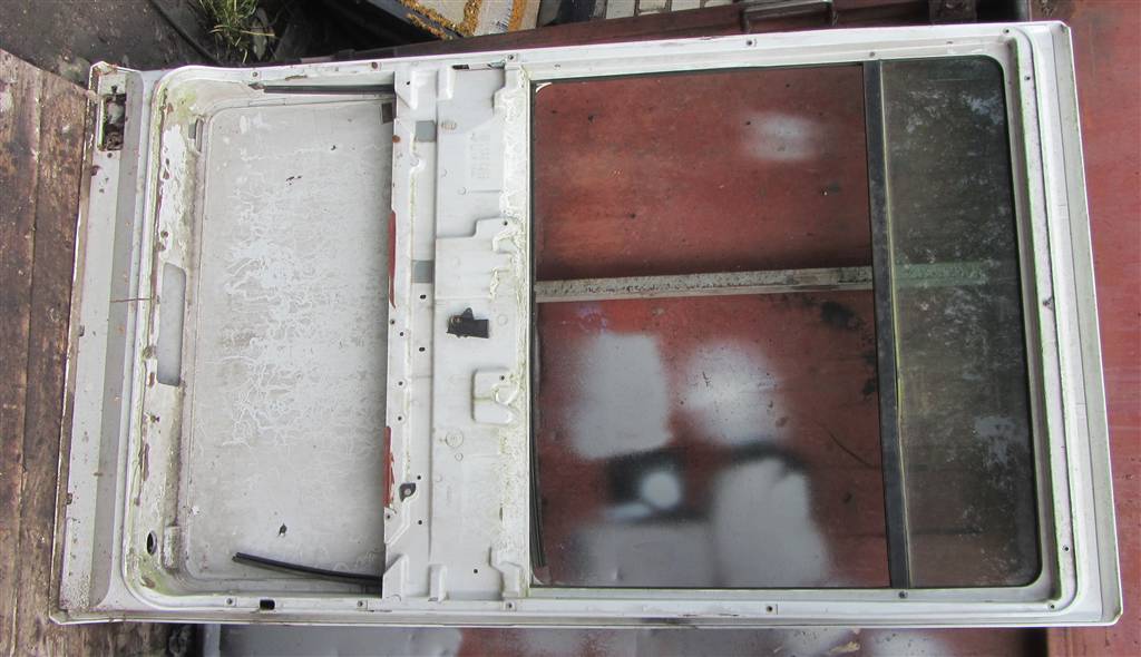 Дверь передняя левая для Renault Magnum Etech 5000937454