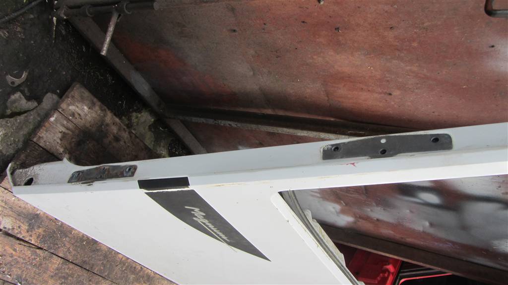 Дверь передняя левая для Renault Magnum Etech 5000937454