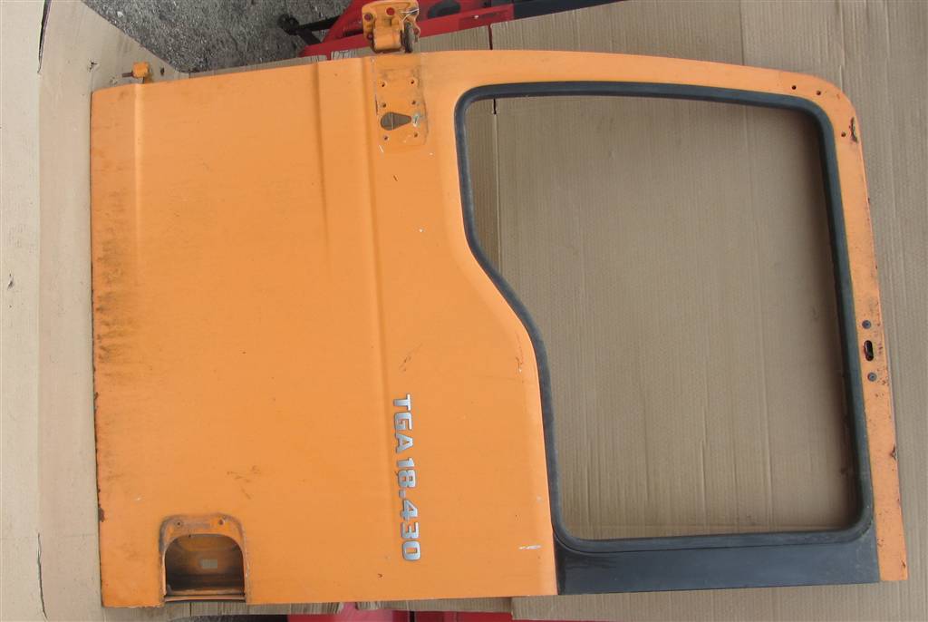 Дверь передняя левая для MAN Tga 81626004129