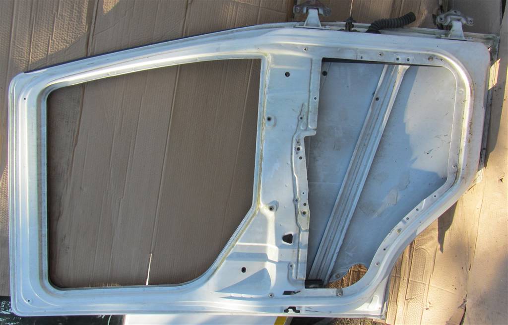 Дверь передняя левая для Renault Premium Dci 5600464823