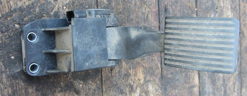 Педаль газа для Mercedes Actros A9403000004