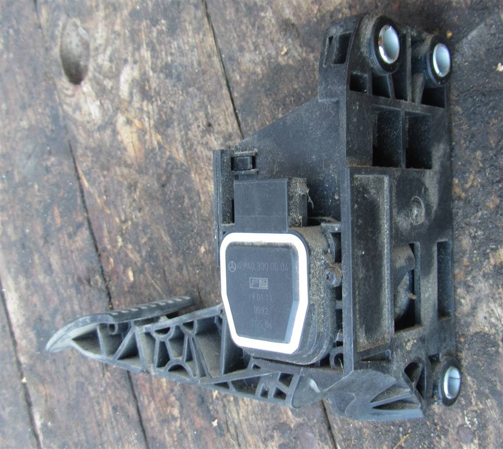 Педаль газа для Mercedes Actros A9403000004