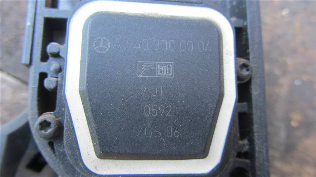 Педаль газа для Mercedes Actros A9403000004