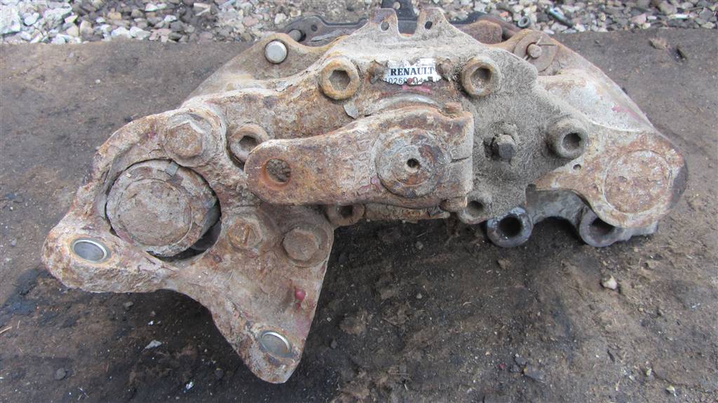 Суппорт передний левый для Renault Magnum МАСК 5010260004