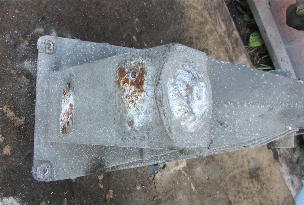 Кронштейн кабины передний для Renault Premium Dci 82270860