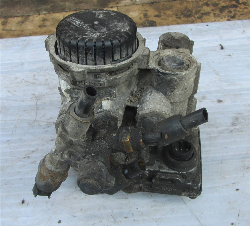 Кран управления тормозами прицепа для Iveco Stralis 4802040020