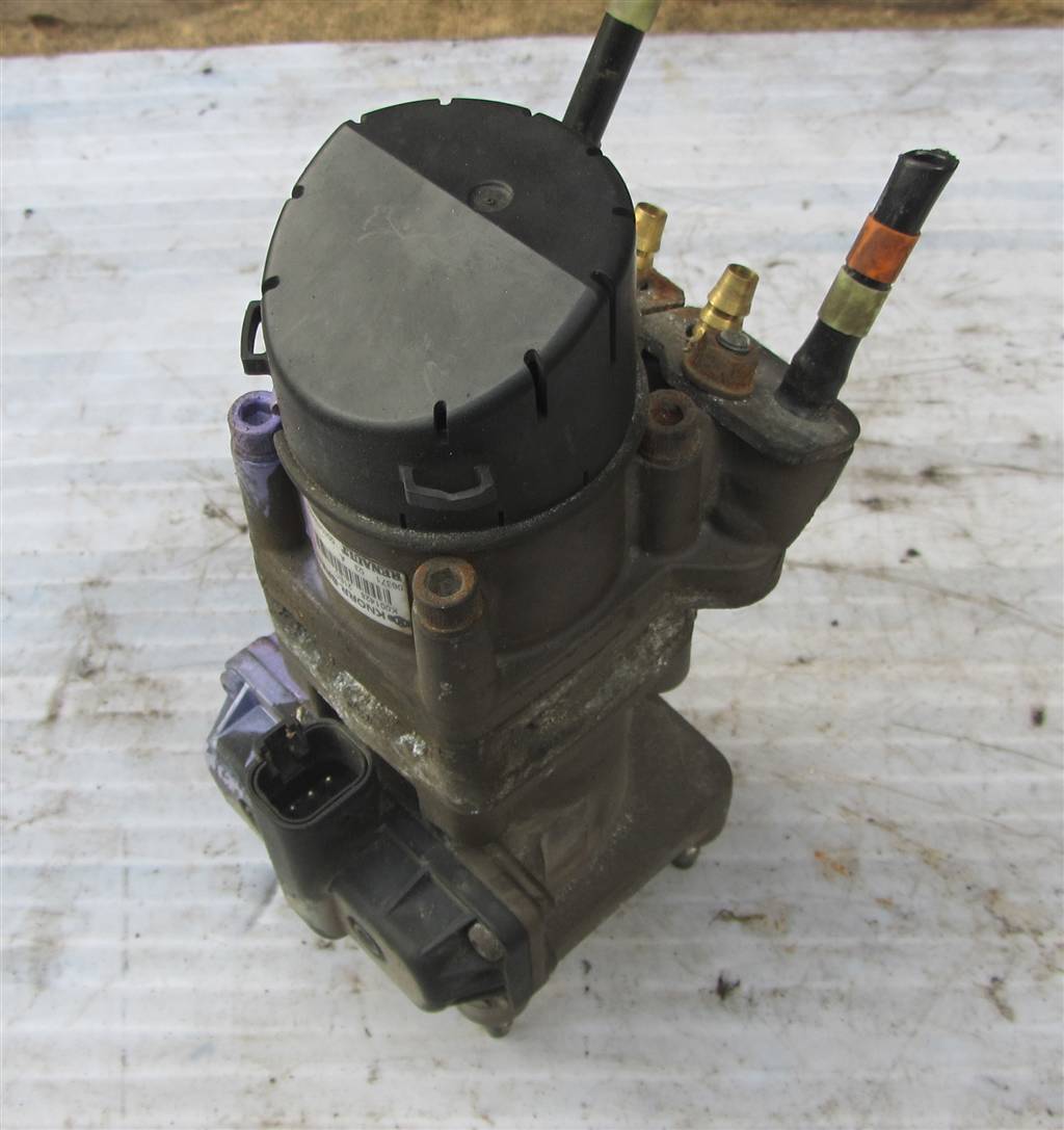 Кран главный тормозной для Renault Magnum DXI 5010633320