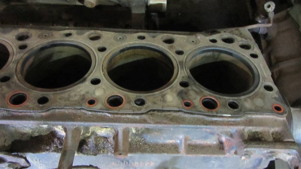 Двигатель для Iveco Stralis 500334227