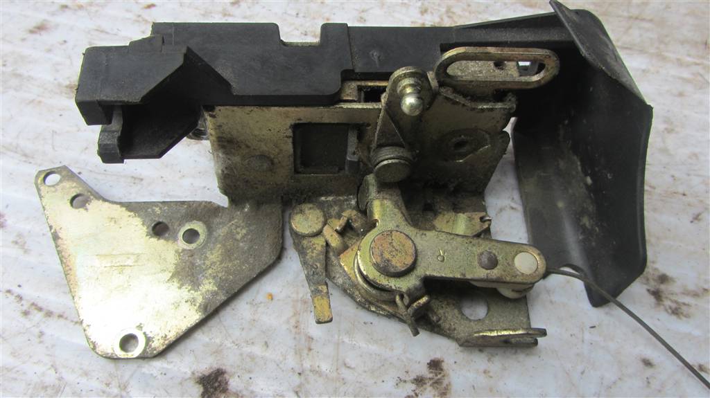 Замок двери передней правой для Renault Premium Dci 5001858127