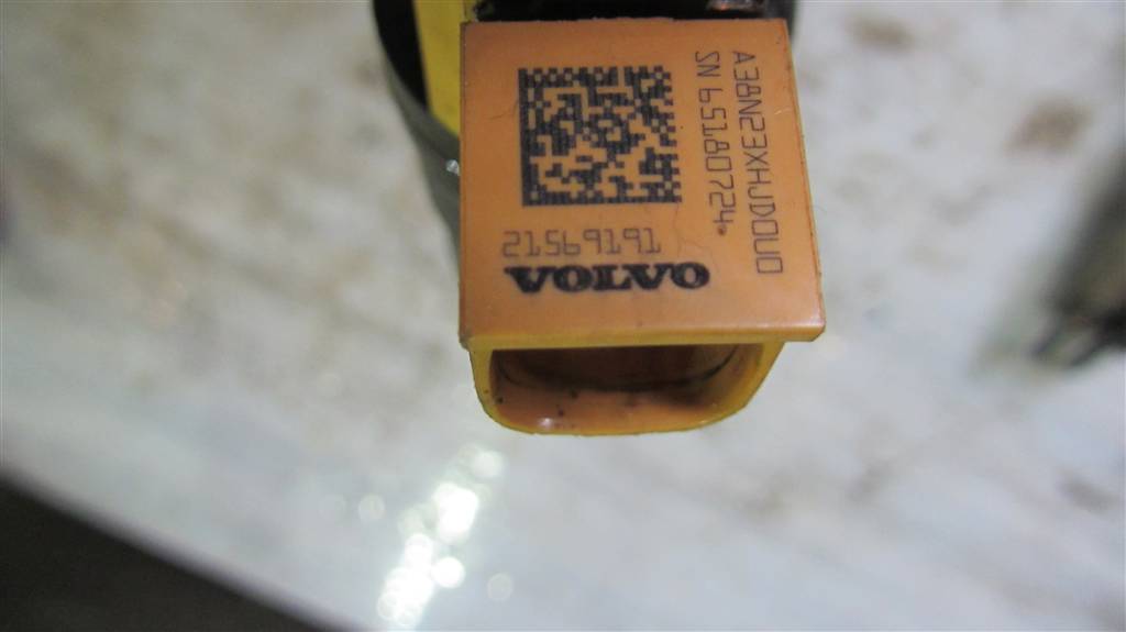 Форсунка дизельная электрическая для Renault T 21569191