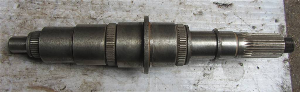 Вал КПП (АКПП, раздатки) для МАЗ 4370 1307304623