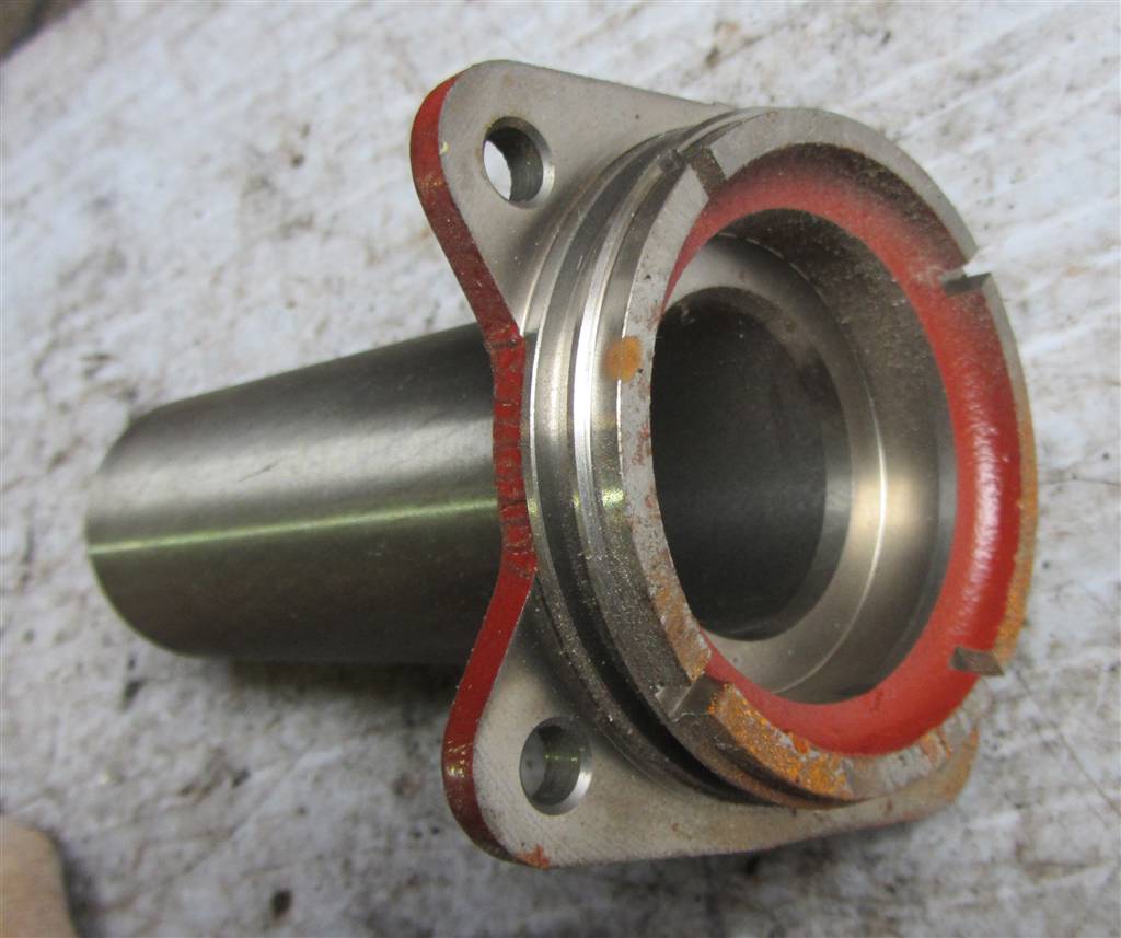 Крышка коробки передач для МАЗ 4370 1307302137