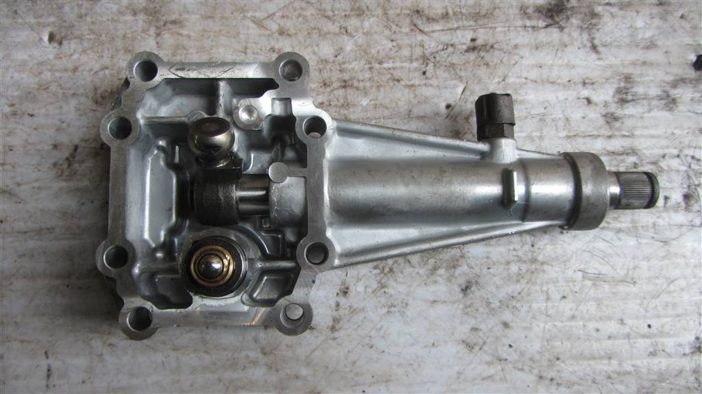 Крышка коробки передач для МАЗ 4370 1307306246