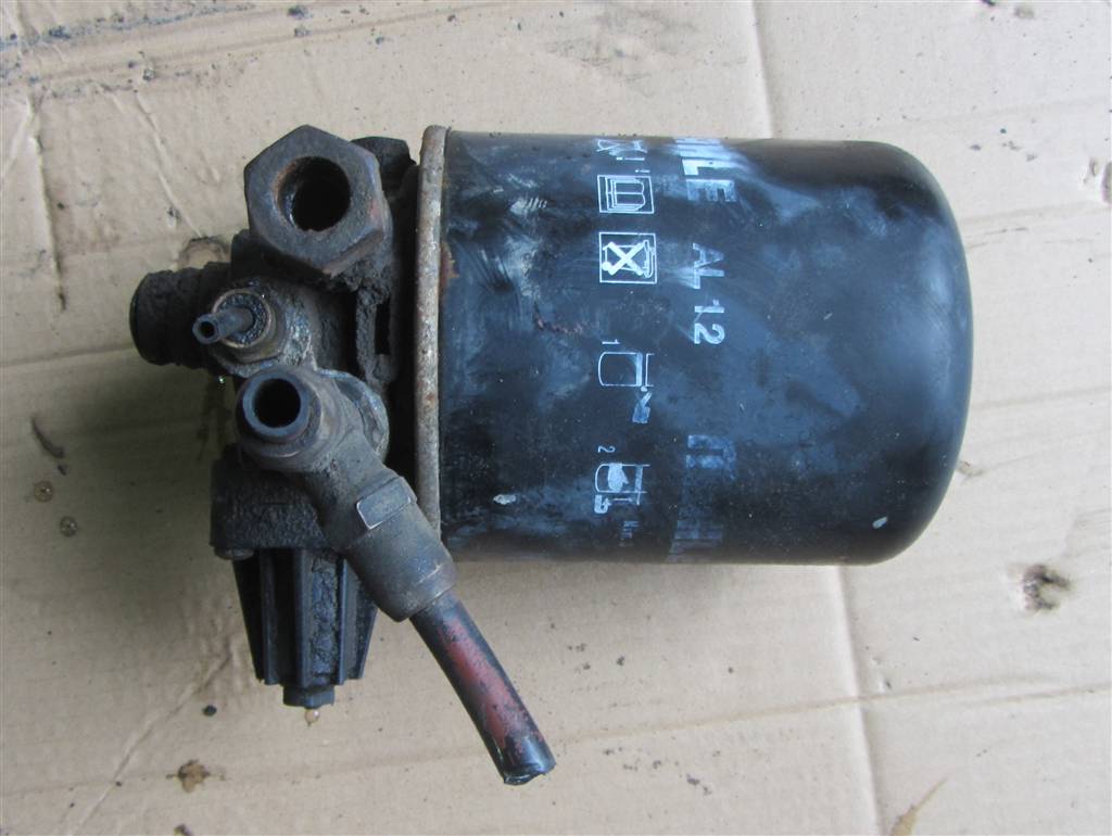 Кран регулятор давления осушитель тормозной системы для Iveco EuroTech 8160464