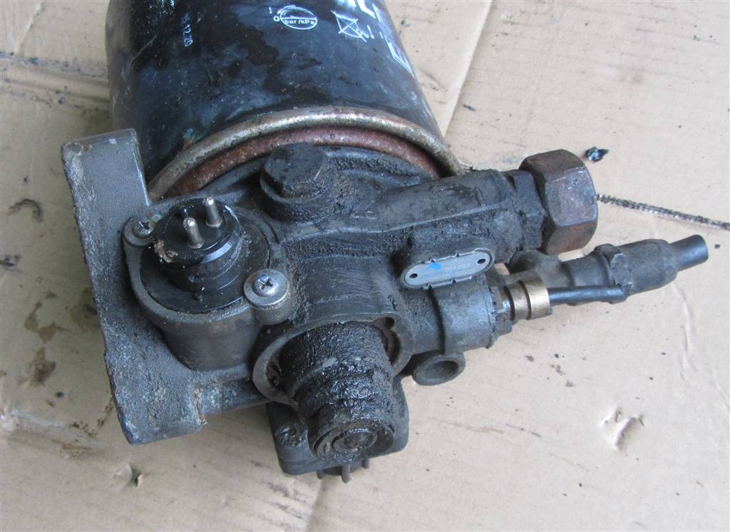 Кран регулятор давления осушитель тормозной системы для Iveco EuroTech 8160464