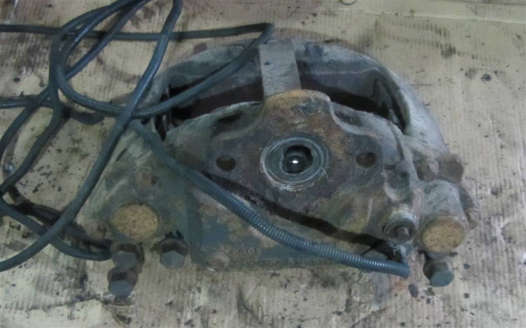 Суппорт передний правый для Renault Premium DXI 5001866985