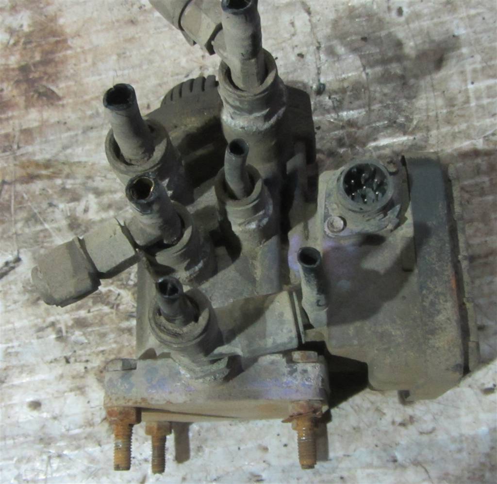 Кран управления тормозами прицепа для Renault Premium DXI 5010612854