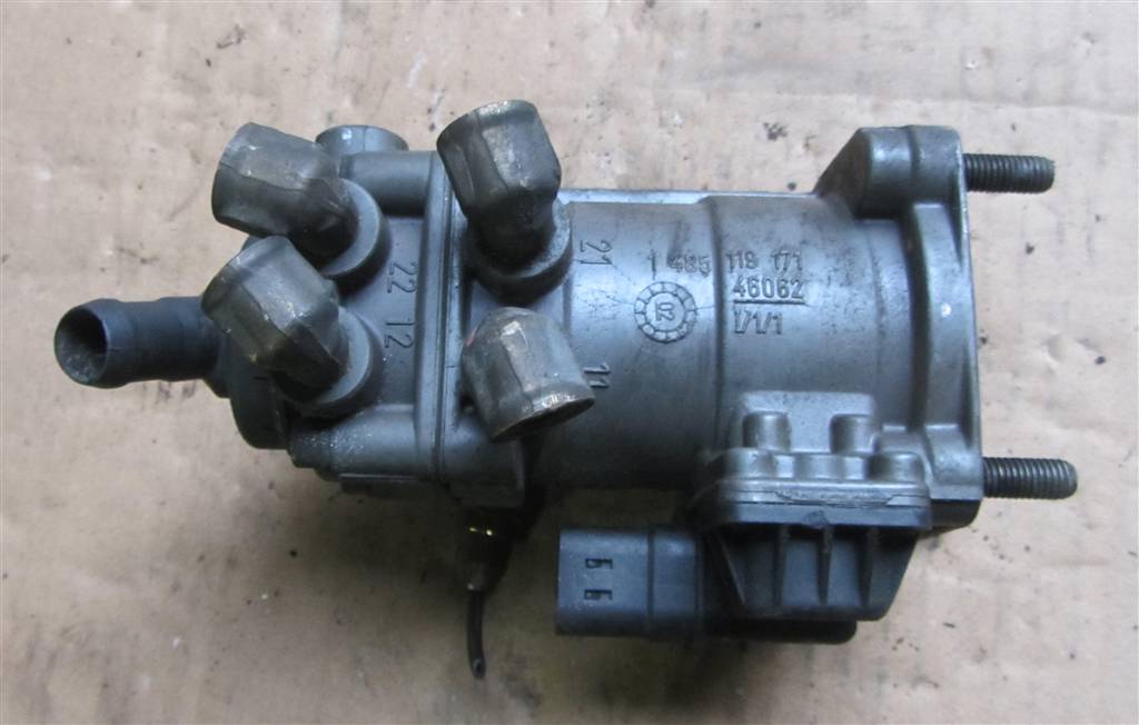 Кран главный тормозной для Volvo FH12 3986374