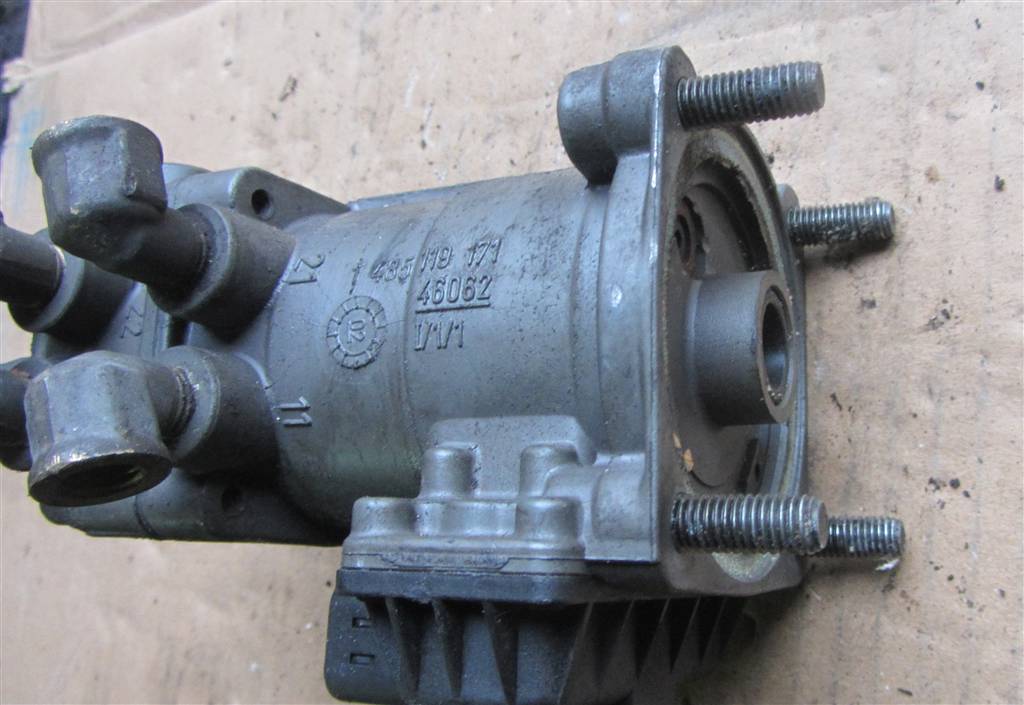 Кран главный тормозной для Volvo FH12 3986374