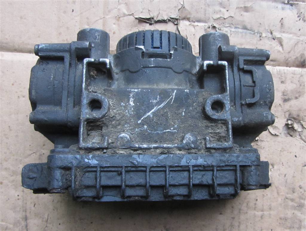 Кран модулятор тормозов задний ebs для MAN Tgl 81521066040