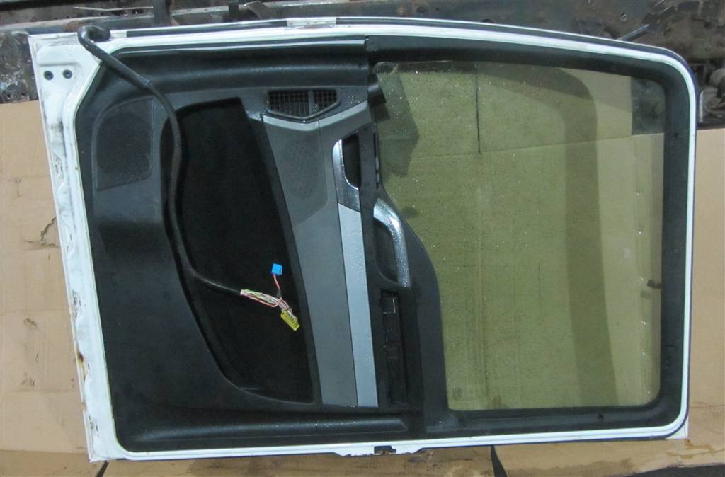 Дверь передняя правая для MAN TGX 81626004118