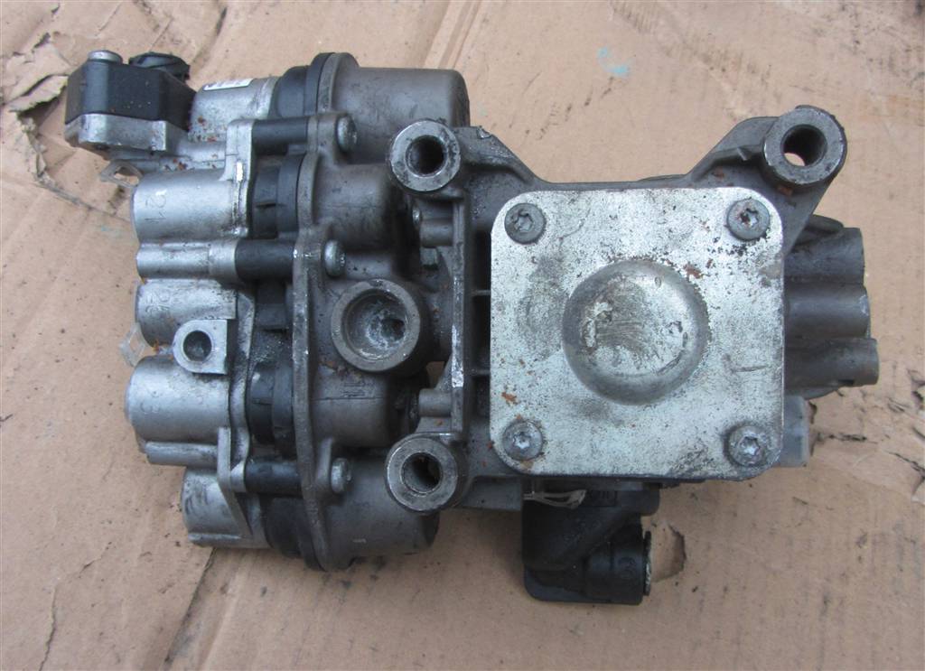 Кран регулятор давления осушитель тормозной системы для Iveco Stralis la8610