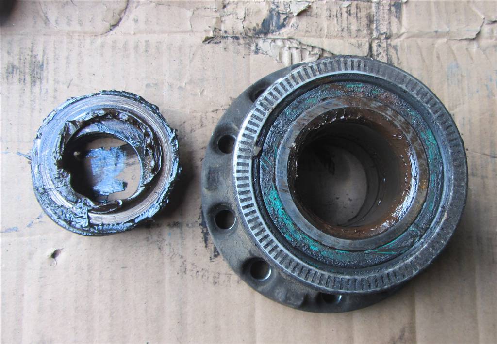 Ступица передняя для Renault MAJOR 5010439770