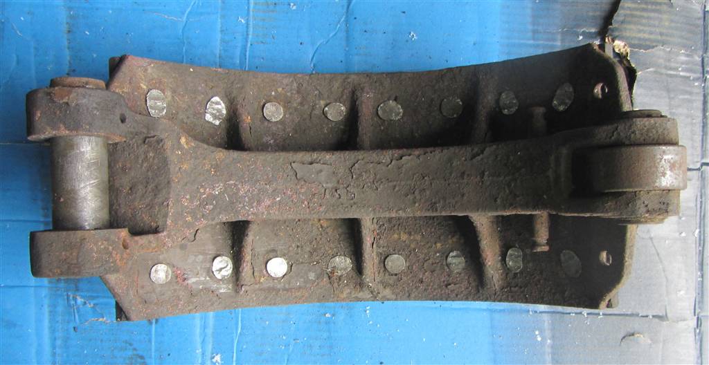 Тормозные колодки для Renault MAJOR 5600104635