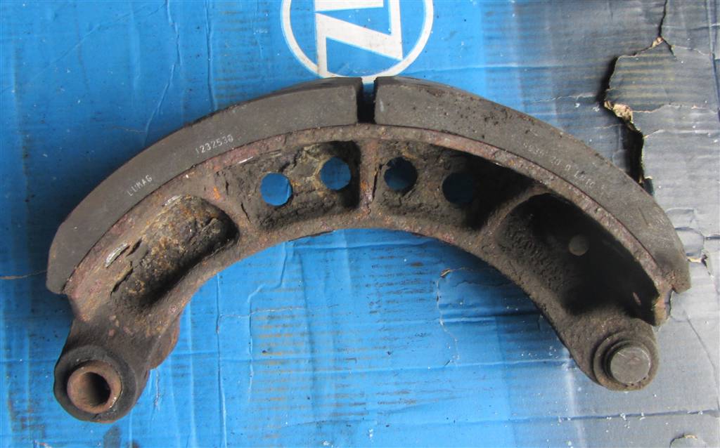 Тормозные колодки для Renault MAJOR 5600104635