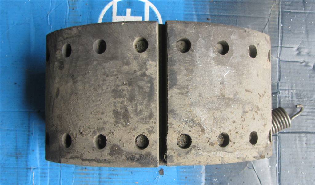 Тормозные колодки для Renault MAJOR 5600104635