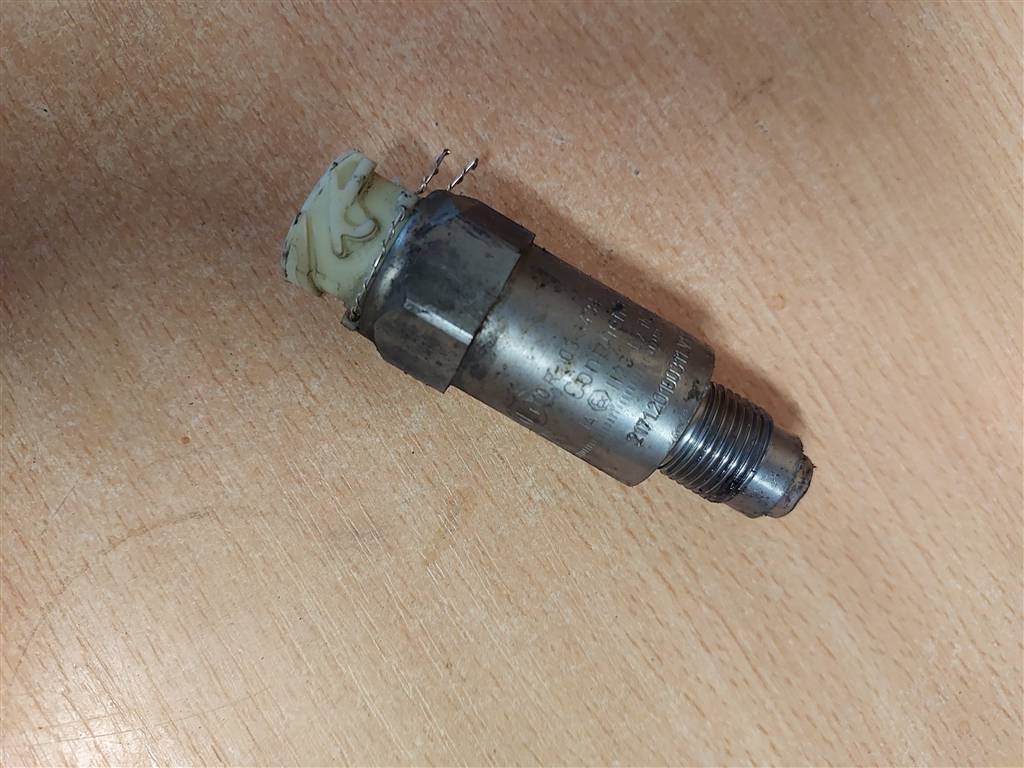 Датчик скорости для МАЗ 4370 Deutz 217120002311