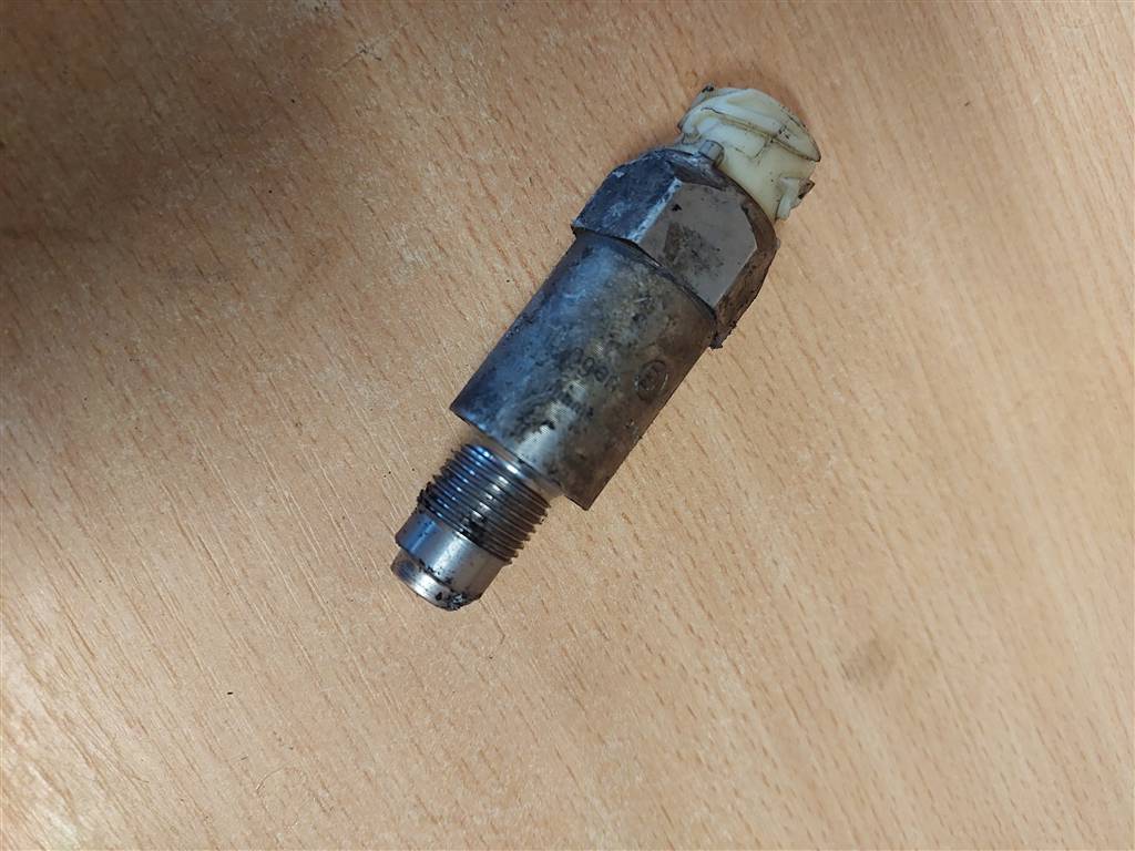 Датчик скорости для DAF Lf  217120002311