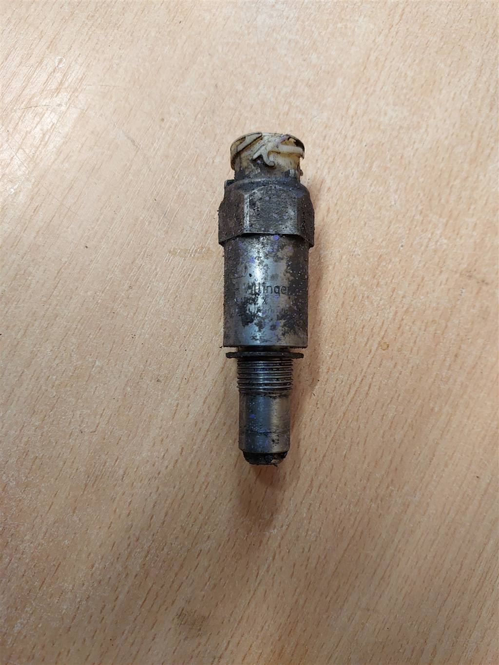Датчик скорости для MAN TGX  217120002510