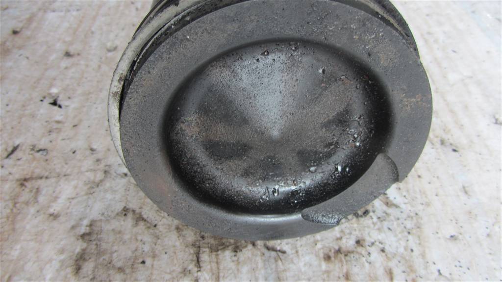 Поршень для Mercedes Actros A 4710372301